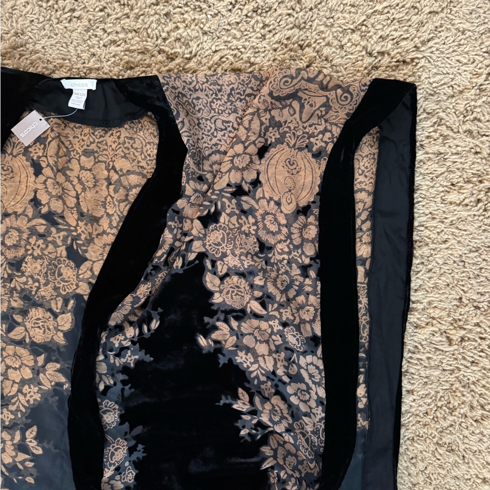 NWT Chico's Black/brown Velvet Floral Sheer Ruana Coverin - Picture 13 of 14